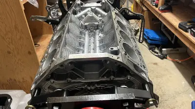 Ready for the heads to be installed.